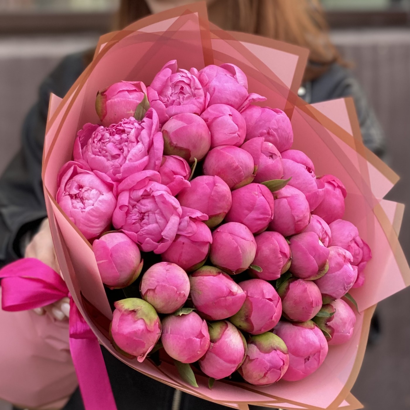 35 розовых пионов Флеминг